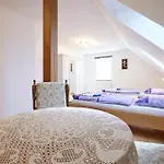 Villa Moni *