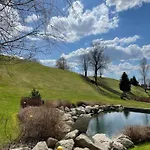 Moni Villa
