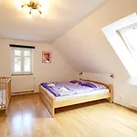 Villa Moni *