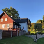 Moni Villa