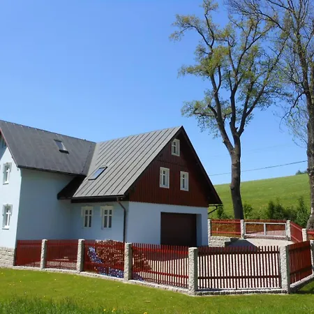 Moni Villa *