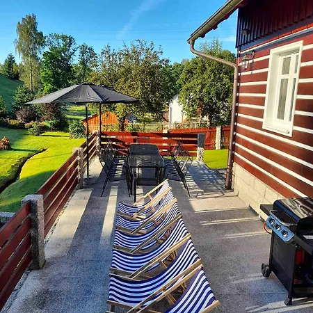 Moni Villa *